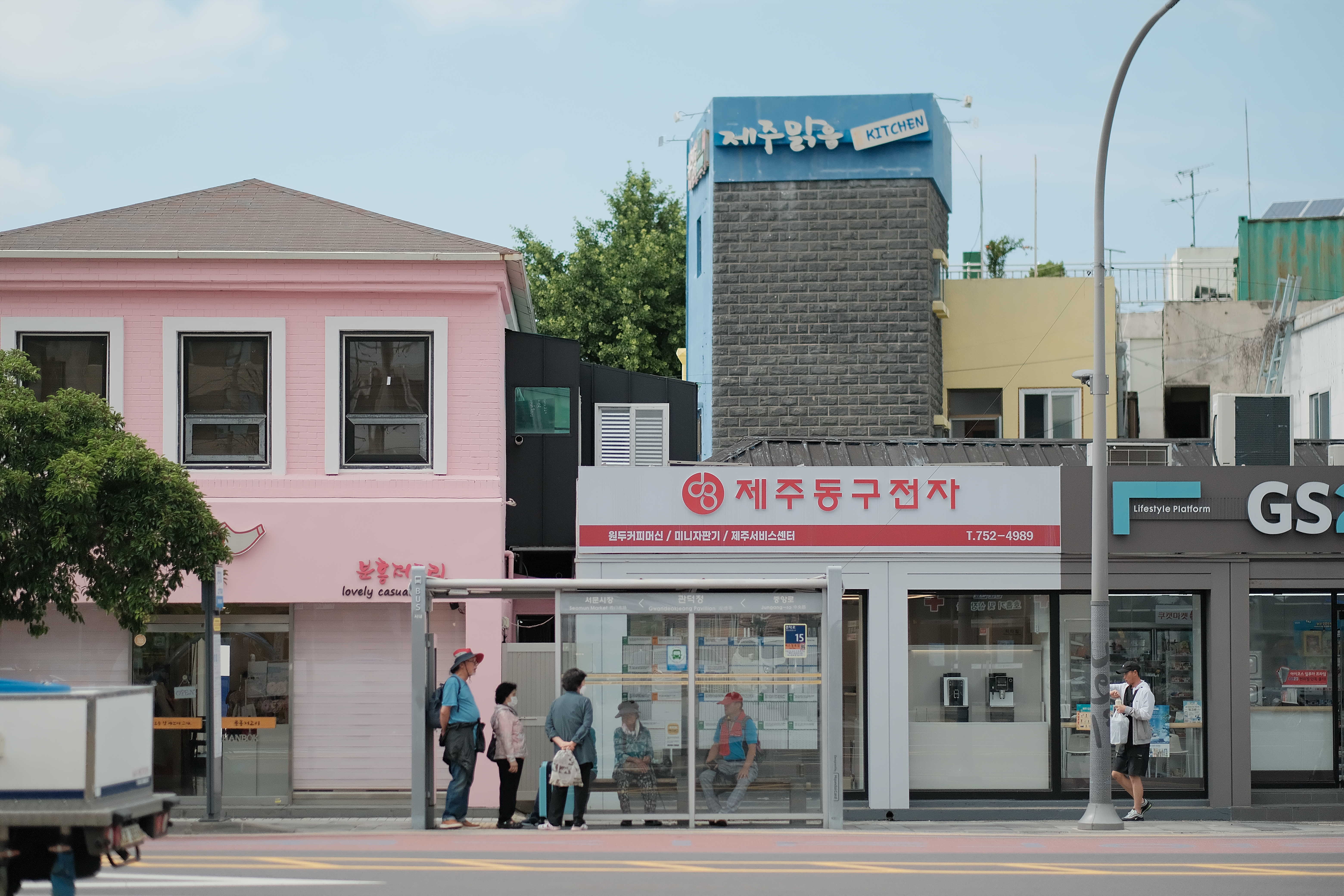 01.jpg
